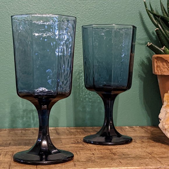 Vintage Cobalt Blue Octagonal Textured Goblets - Set of Two, Libbey Glass - Picture 2 of 5